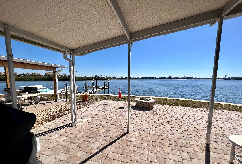 327 3rd St Dr W #11 a Palmetto, FL Mobile or Manufactured Home for Sale